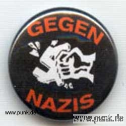 : Gegen Nazis Button, schwarz