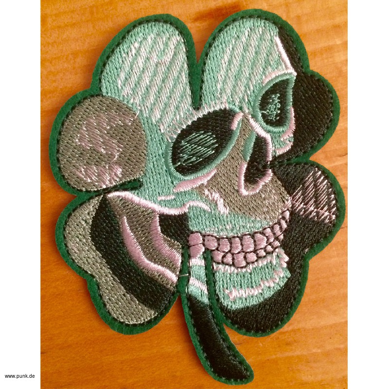 : Kleeblatt Totenkopf Aufnäher / Aufbügler
